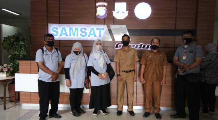 Kunjungan Tim Survey Indek Kepuasan Masyarakat (Biro Organisasi ) Ke UPTD PPD Ciledug