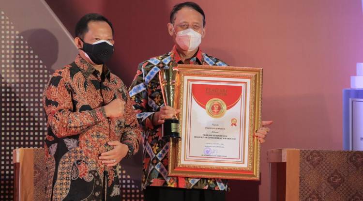 Provinsi Banten Raih Anugerah Provinsi Terinovatif Pada Innovative Government Award (IGA) 2020 Kemendagri