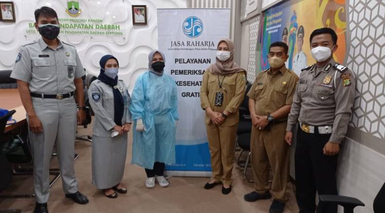 Unit Pelaksana Teknis Daerah Pengelolaan Pendapatan Daerah Serpong melaksanakan kegiatan Pelayanan Pemeriksaan Kesehatan Gratis