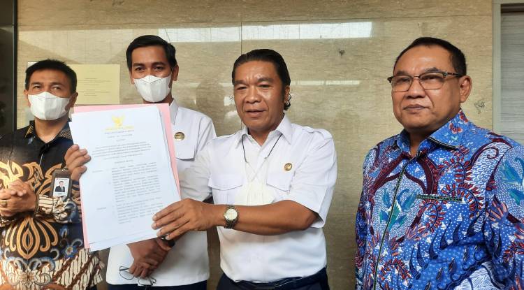 Gebyar Kemerdekaan dan Menyambut HUT Banten, Pemprov Banten Lakukan Program Penghapusan Denda PKB, BBNKB dan Mutasi Kendaraan