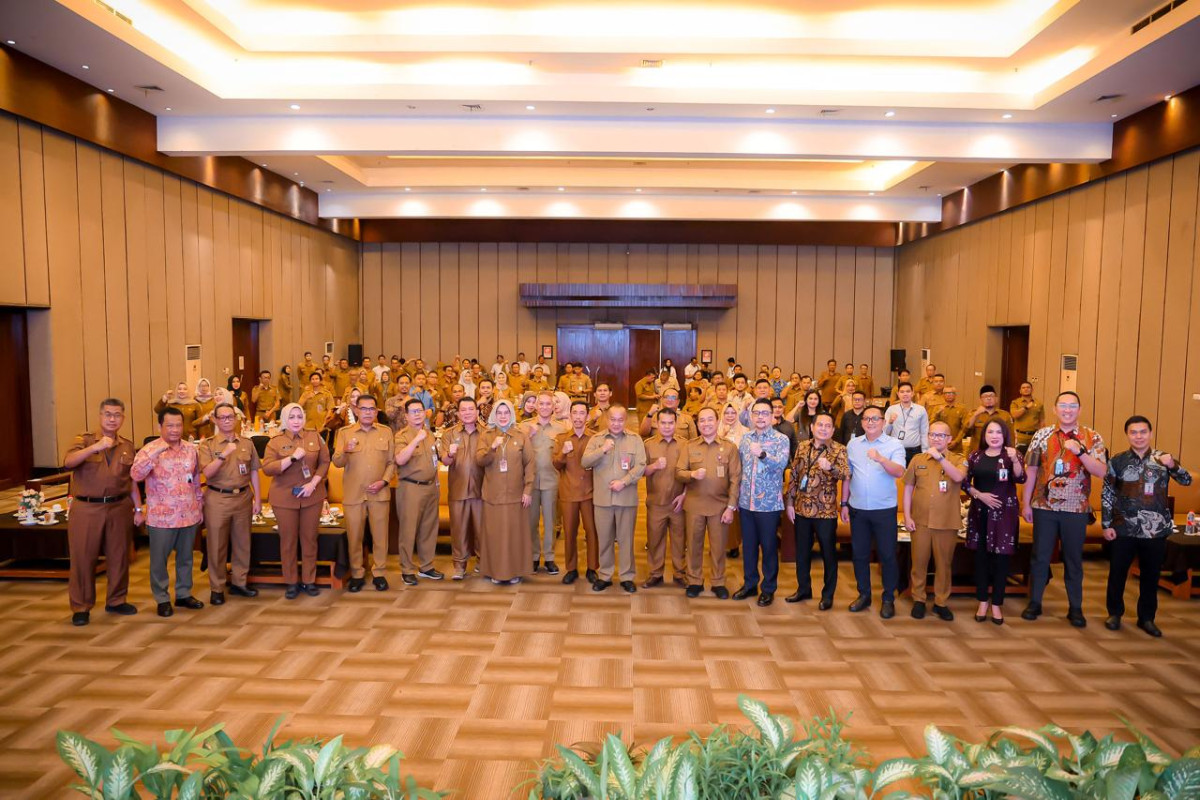 Pj Sekda Provinsi Banten Usman Asshiddiqi Qohara Buka Rakor Optimalisasi Pemungutan Pajak dan Sinergi Pemungutan Opsen